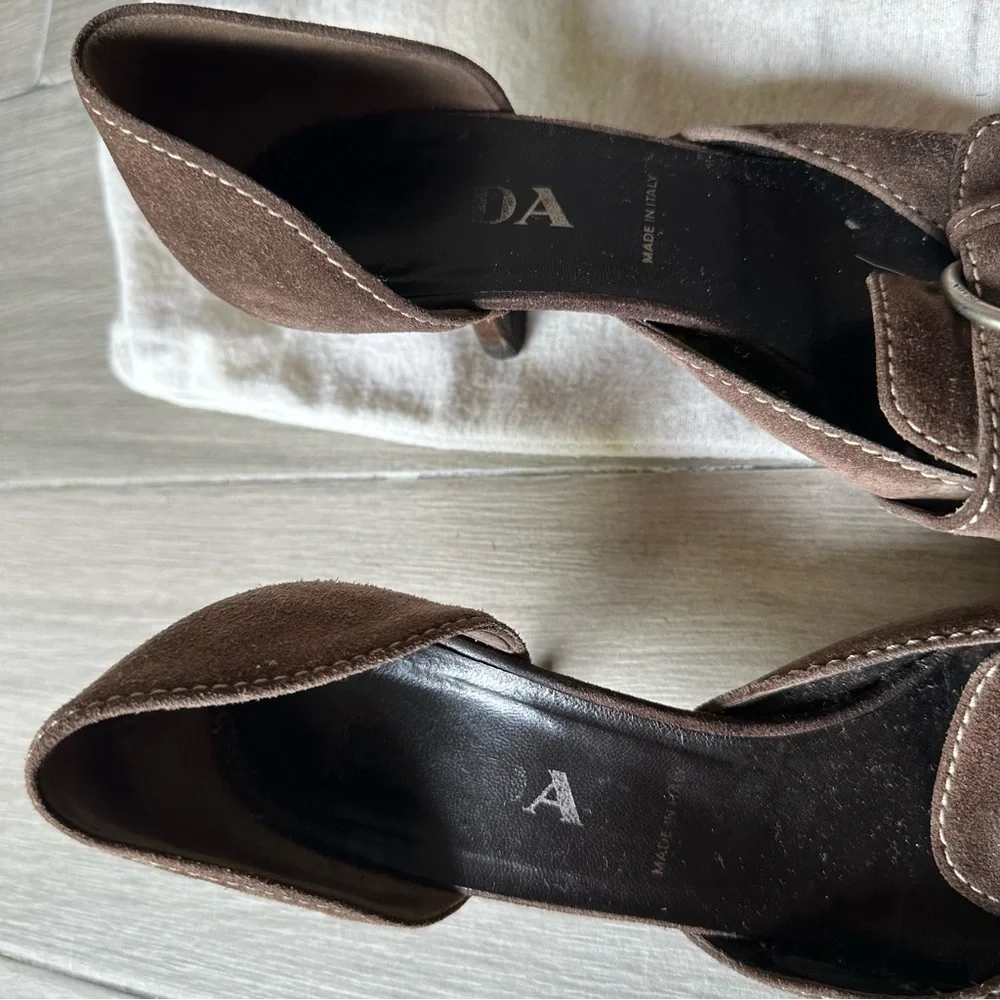 Prada 2002 Spring Brown Suede Pointed Buckle Kitten Heels - Picture 3 of 7